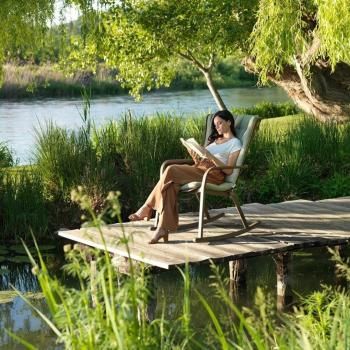 Кресло-качалка пластиковое ReeHouse Folio