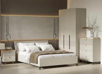 Шкаф трехстворчатый Woodville Ника