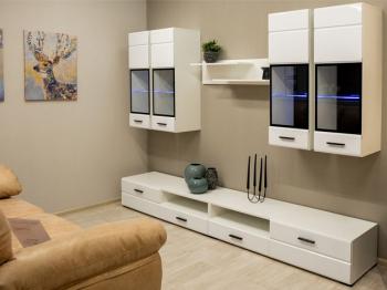 Пенал-витрина Империал Йорк навесная (01) ПР