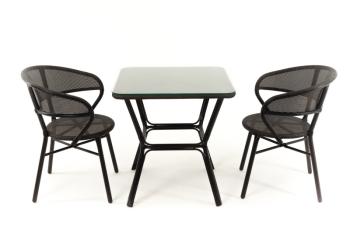 Темно-коричневый, черный