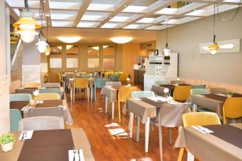 Стул пластиковый Nardi Bit