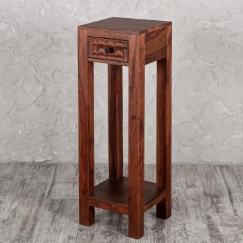 Коричневый