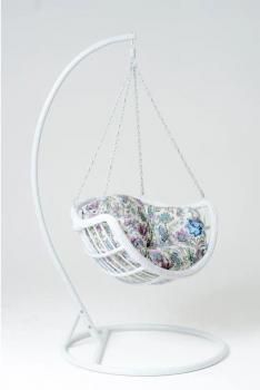 Белый с синим цветочным узором