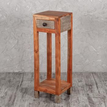 Коричневый