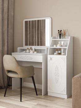 Белое дерево