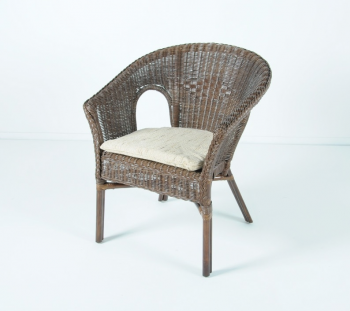 Темный коньяк