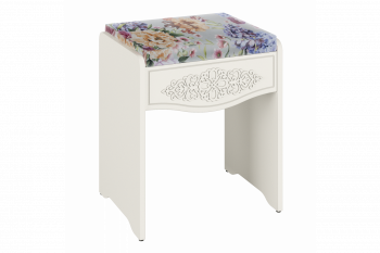 белое дерево