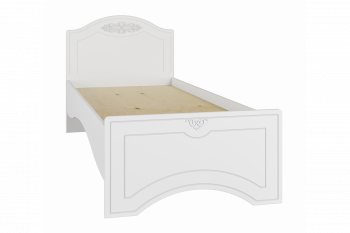 белое дерево