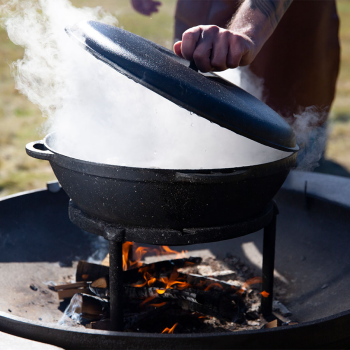 Чугунный казан CONCRETIKA 12 л. с крышкой