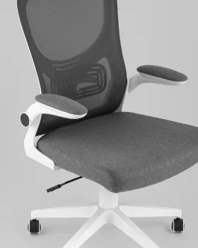Кресло офисное в ткани STOOL GROUP TopChairs Airone
