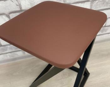 Табурет  Саен 6